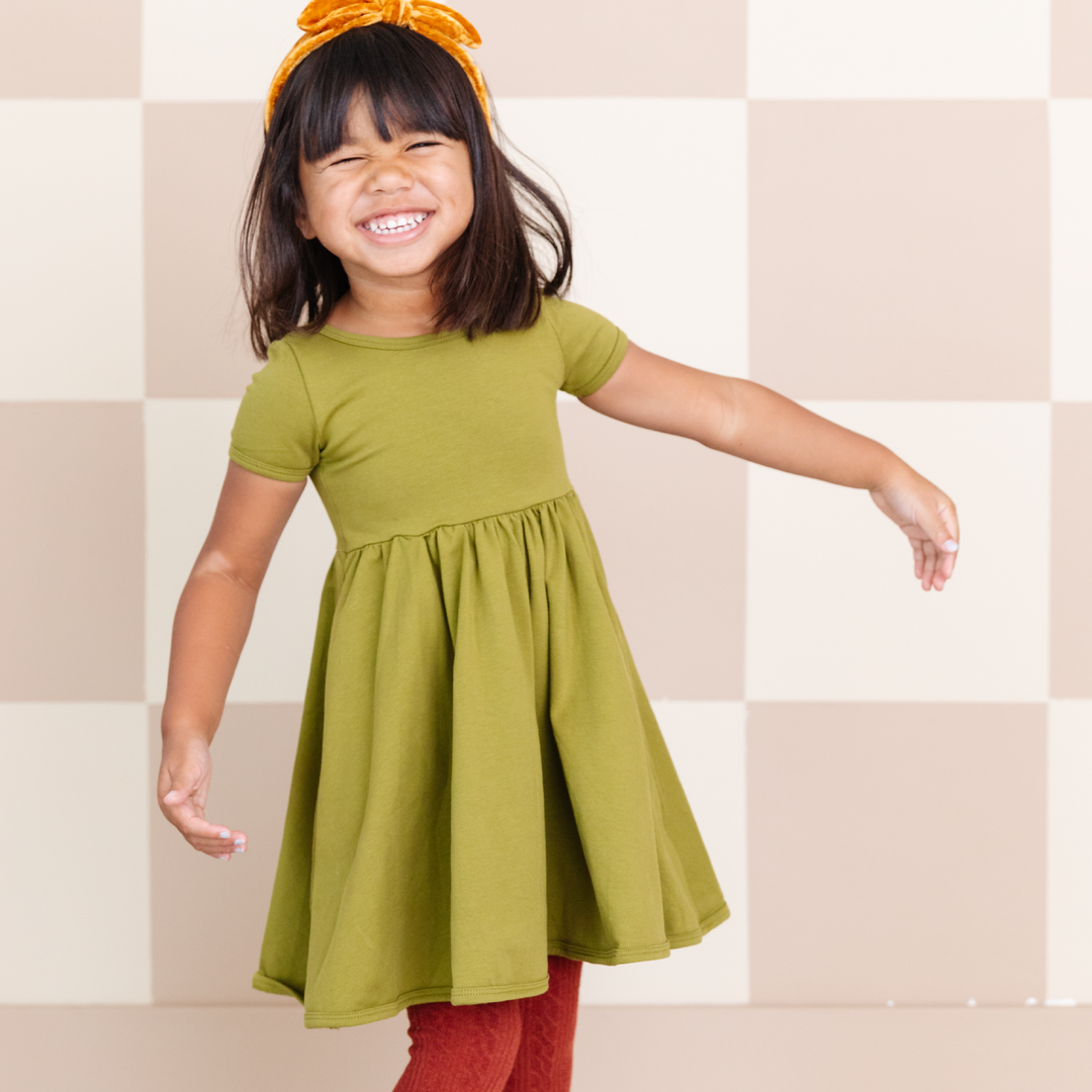 Girls Everyday Pocket Dress Bright Olive Little Stocking Company