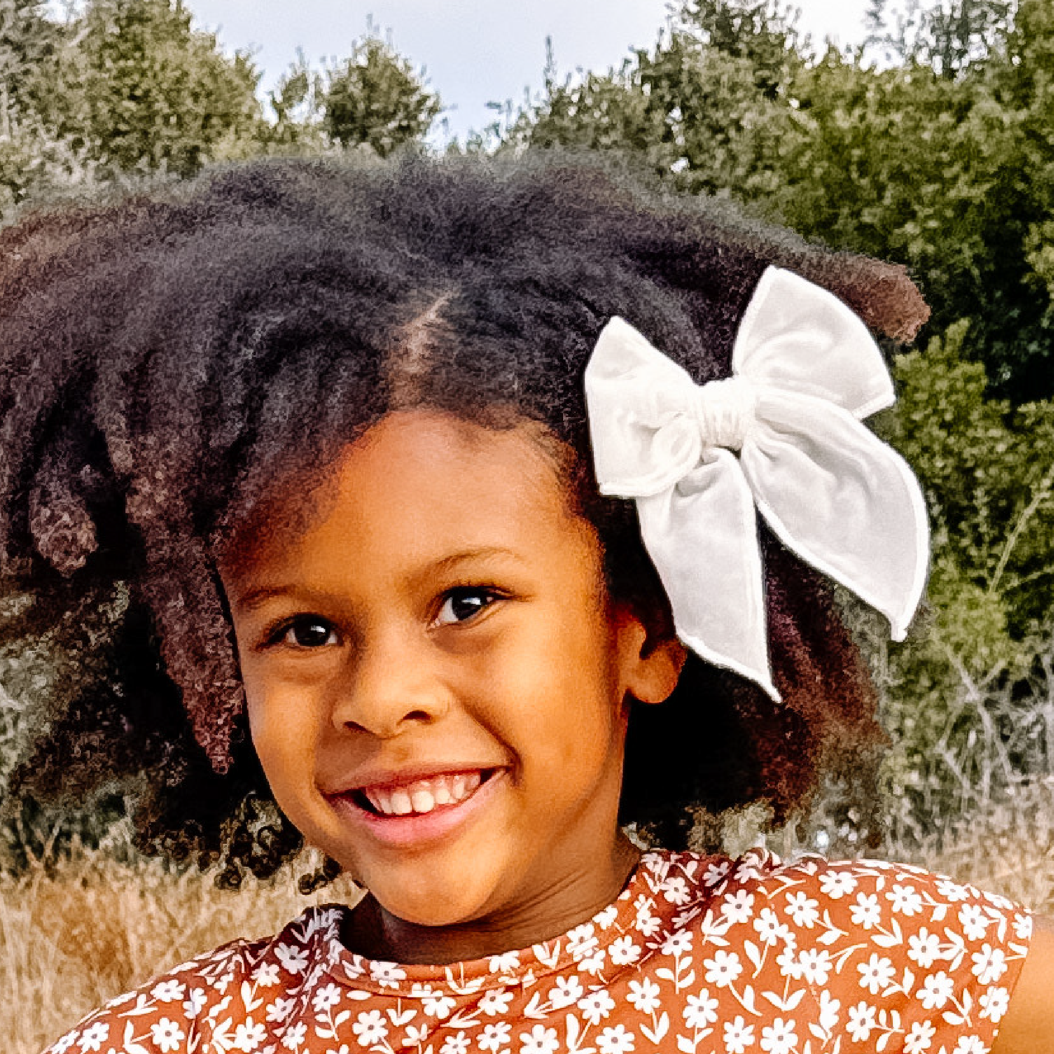 Party Girl Bow - Ivory Velvet