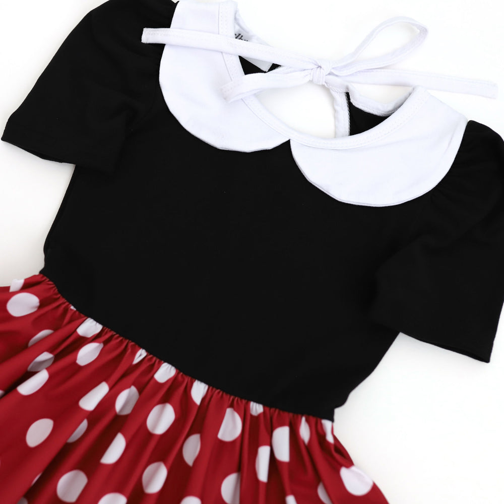 minnie mouse inspired dress detail with peter pan collar