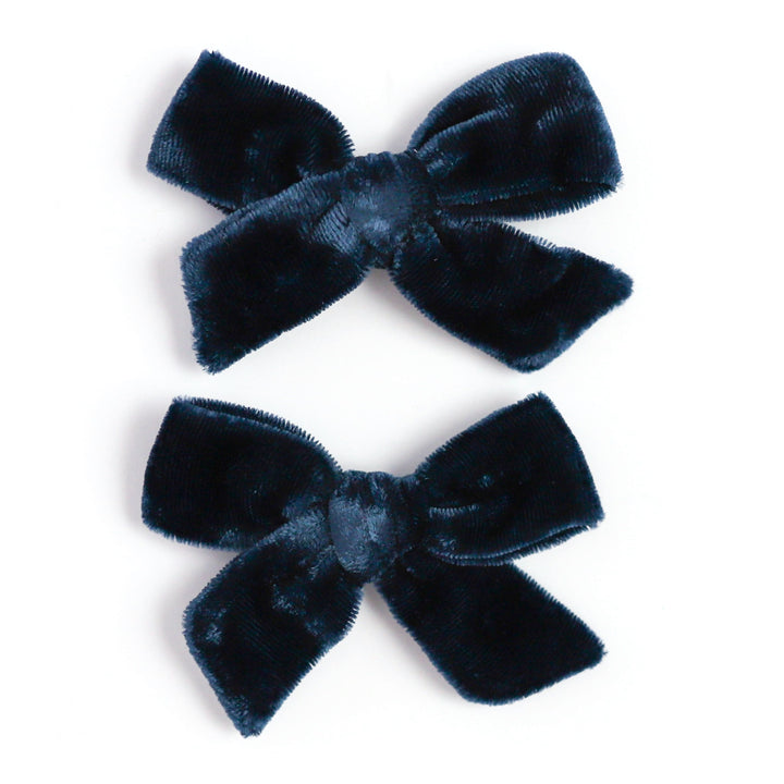 sapphire blue velvet pigtail bows