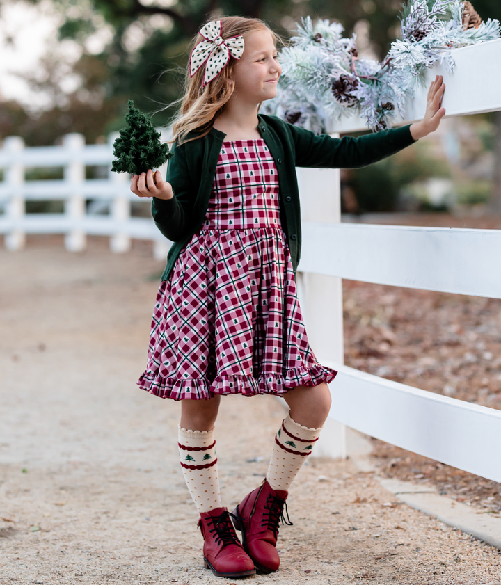 Tree Farm Scalloped Knee High Socks